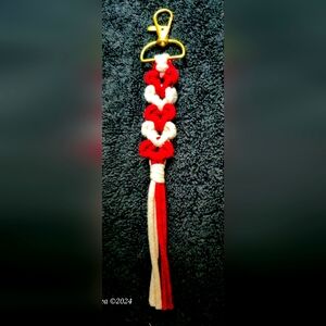 NWOT Handmade Macramé 5 Heart Design Keychain - Red & White